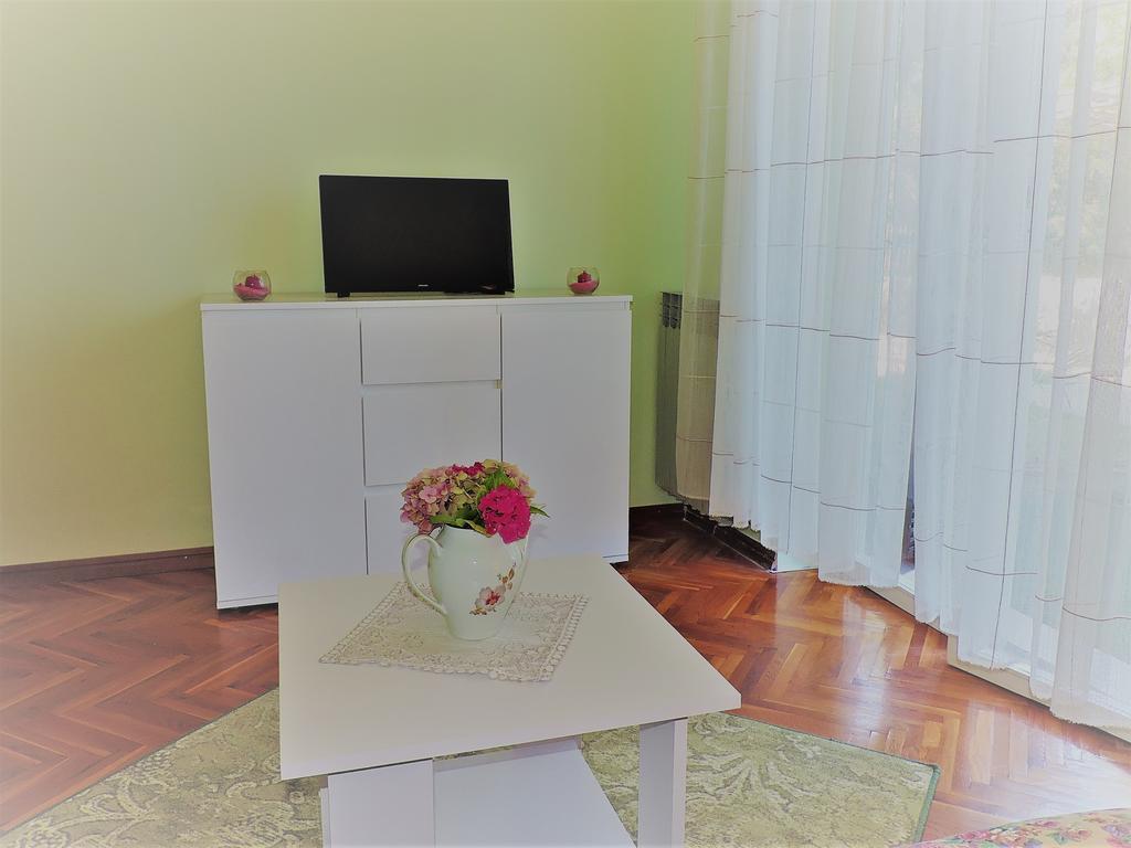 Apartment Bambi Opatija Exterior foto
