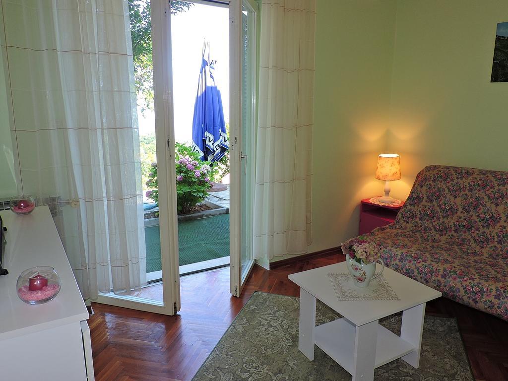 Apartment Bambi Opatija Exterior foto